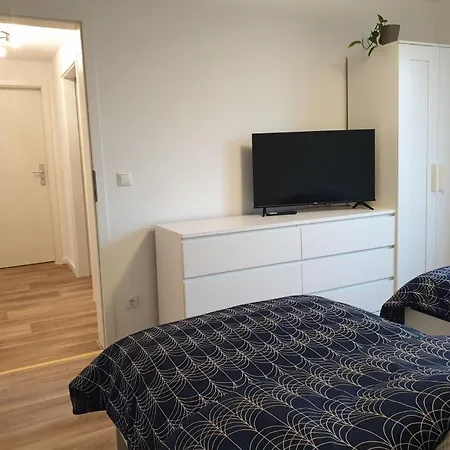 1 Am Hambach Apartment *